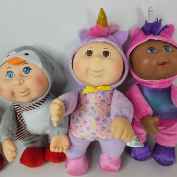 Cabbage Patch Kids Holiday Helper Penguin Fantasy Unicorns Stuffed Animal Toys 4 - Picture 6 of 16